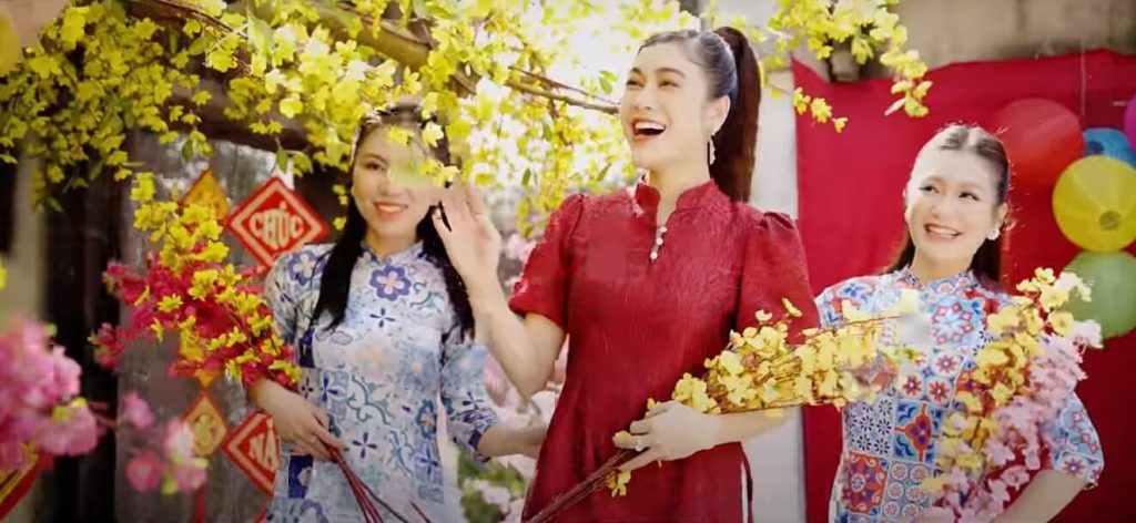 Xuân đã đến rồi gieo rắc ngàn