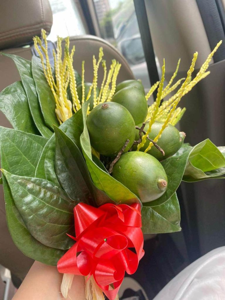 Trầu Hai Ngọn, Cau Lại Buồng